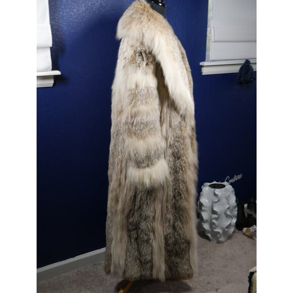 Gorgeous Canadian Lynx Full Length Fur Coat Jacket - Picture 4 of 5